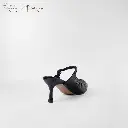 MCD007_08.webp