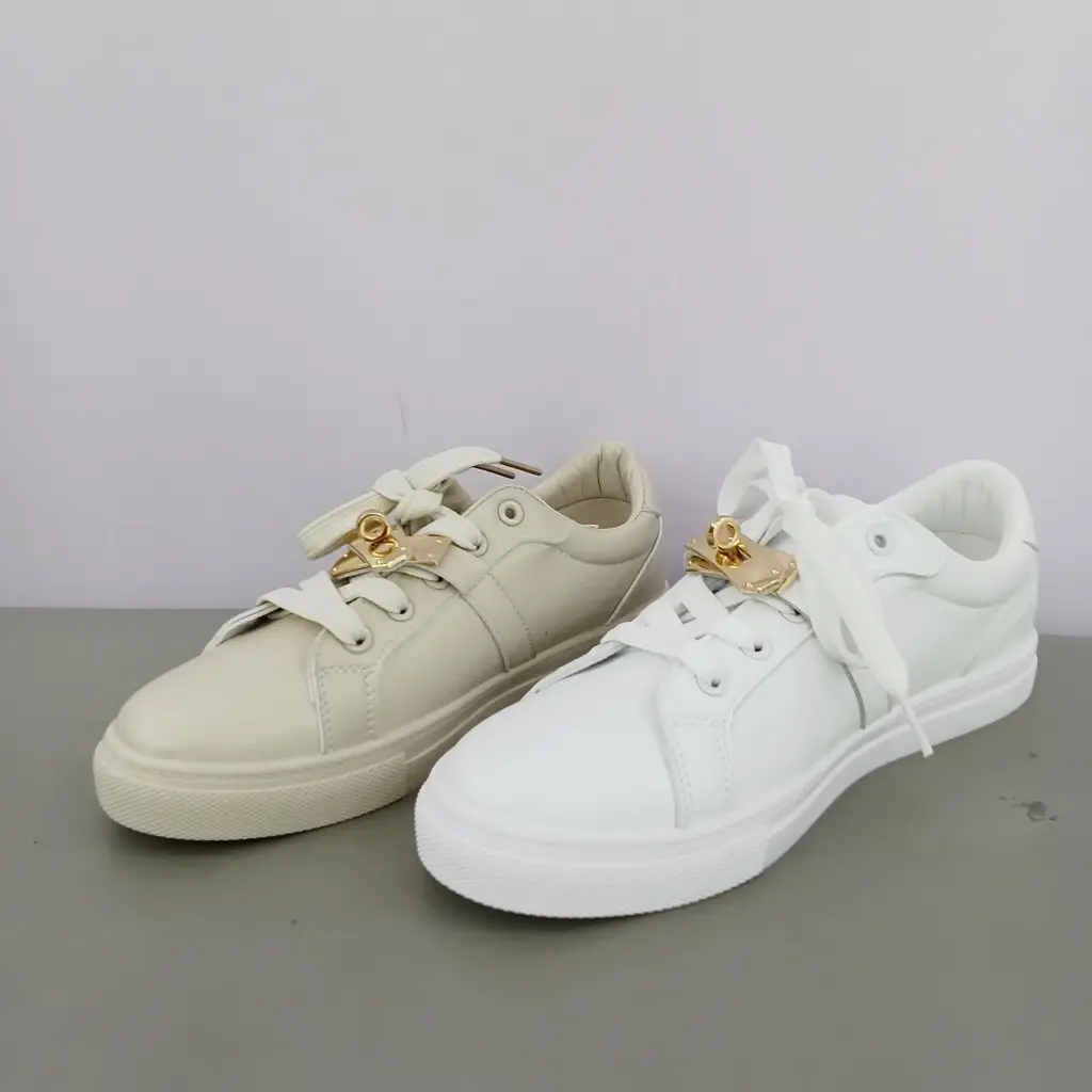 FA3 - Trendy Street  Sneaker