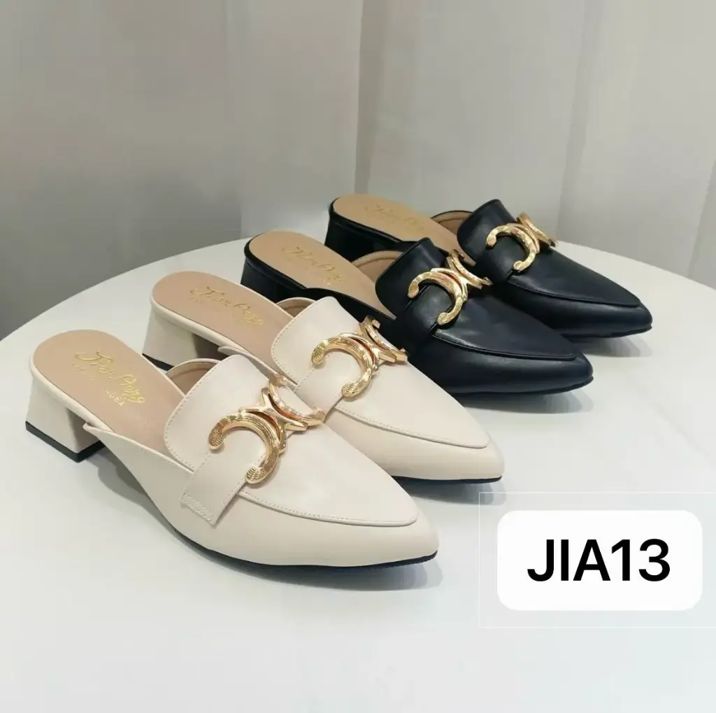 JIA13 - Gold-Accent Mule (37)