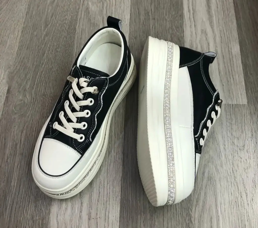 KR4 - Crystal-Trim Platform Sneakers