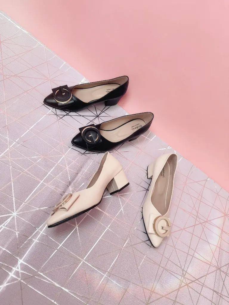 KU5 - Geometric-Buckle Block Heels