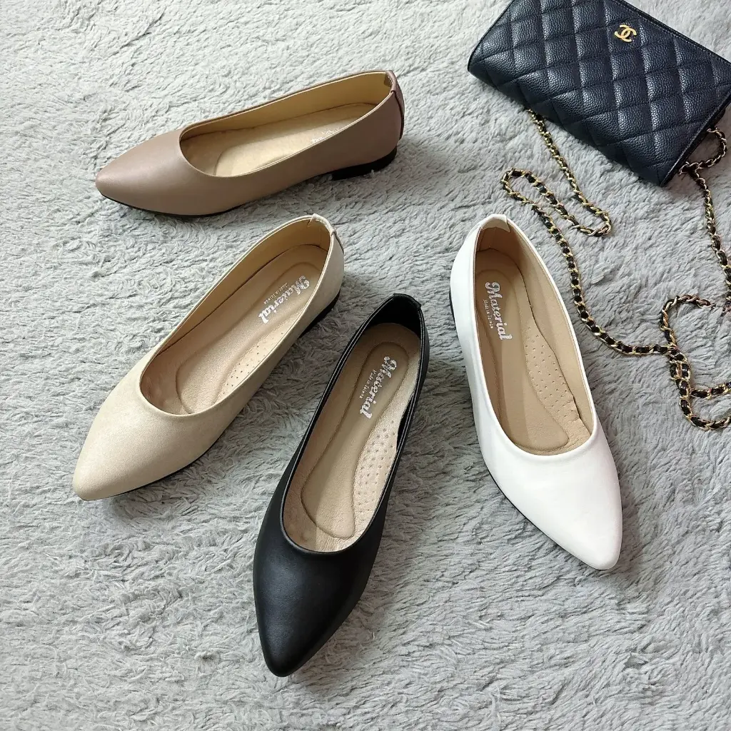 MA48 - Pointed-Toe Flats (Nude, 41)