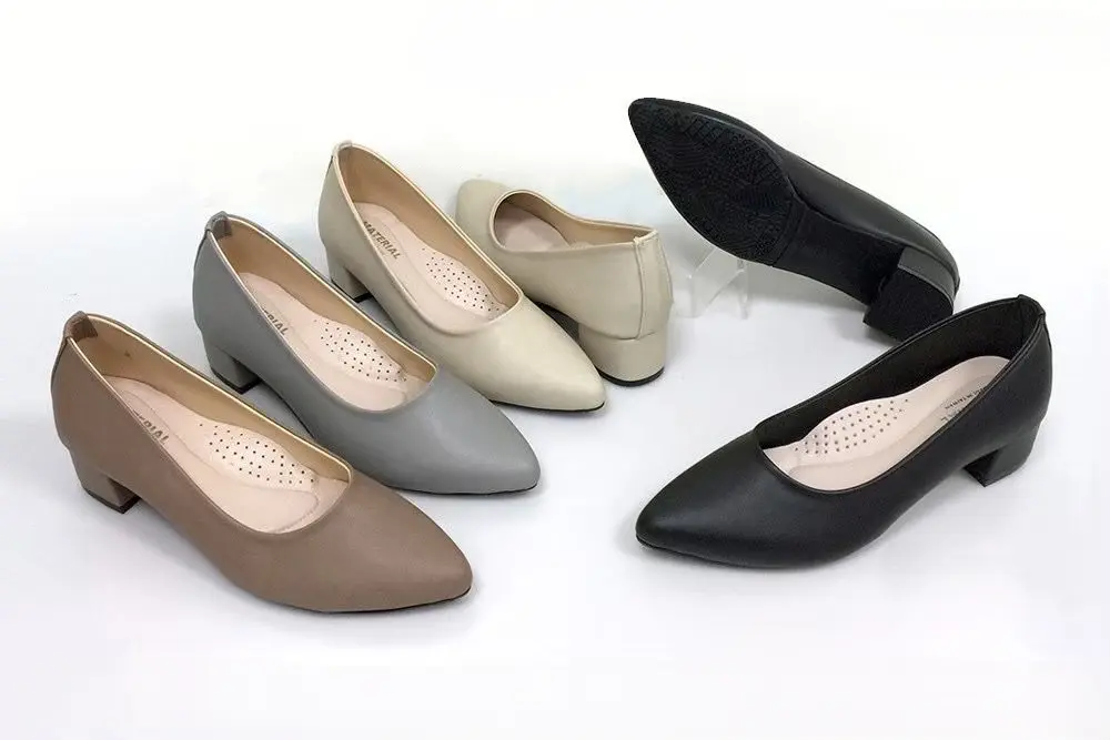 T72100 - Classic Low Block Heels