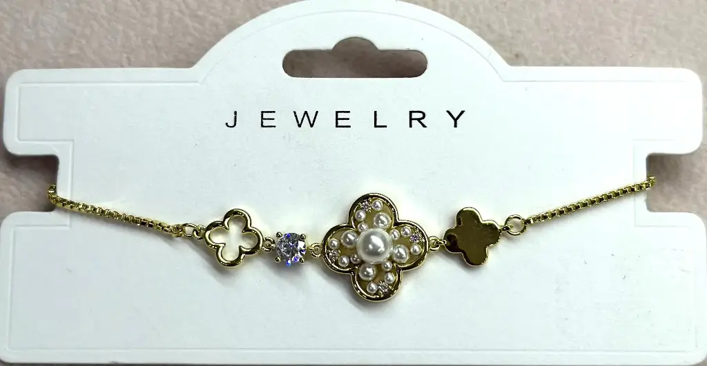 BR064 - Stainless Steel Clover Charm Bracelet with Pearl and Crystal Accents