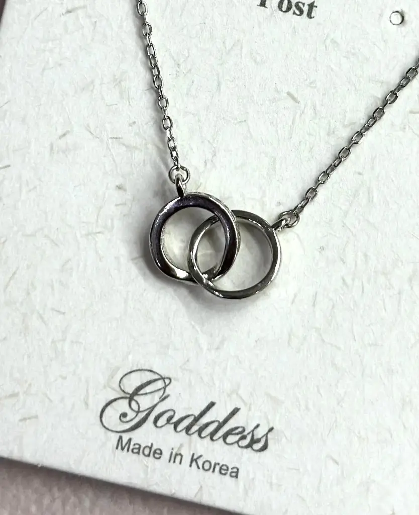 NL013 - 925 Sterling Silver Interlocking Circle Pendant Necklace