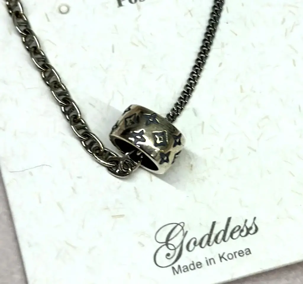 NL015 - 925 Sterling Silver Cylinder Charm Necklace