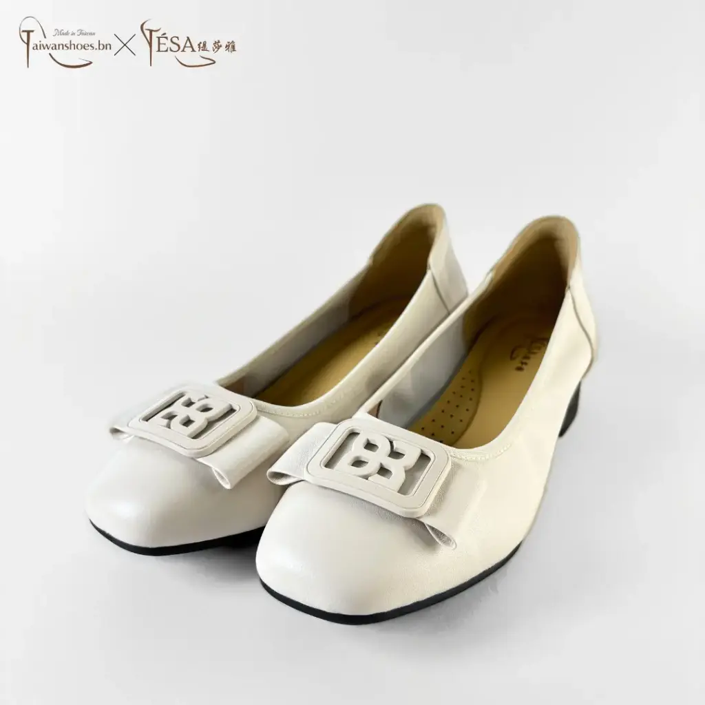 QJZ006 - Bow Accent Cowhide Low Heels