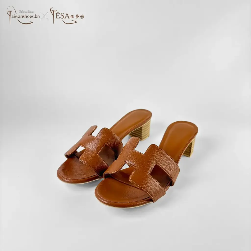 COY001 (Black, 36)