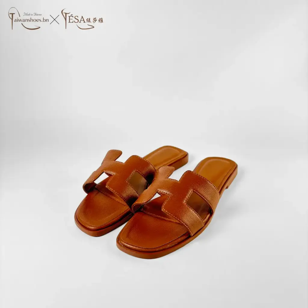 COY002 (Black, 35)