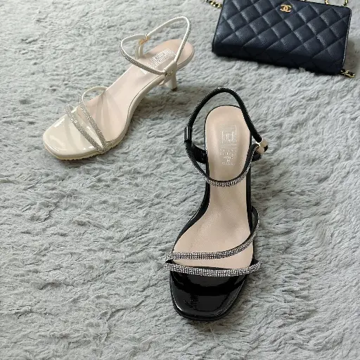 DJ8 - Crystal-Embellished Patent Heels