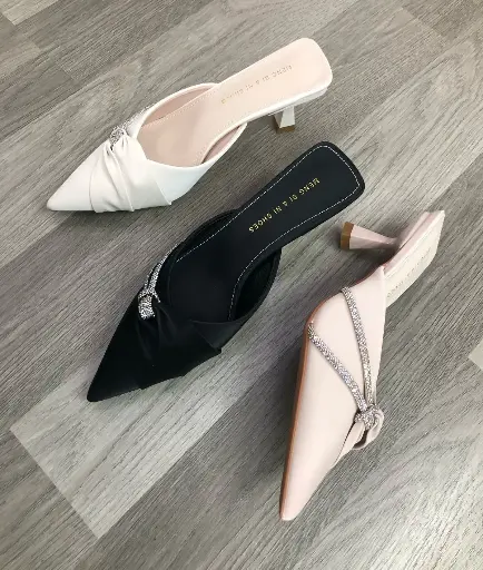 T0985-36 - Crystal-Knot Pointed Heels