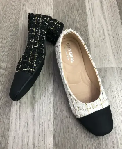 T72511 - Tweed Square-Toe Heels