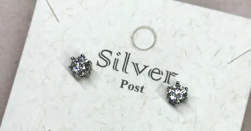 ER081 - 925 Sterling Silver Moissanite Stud Earrings