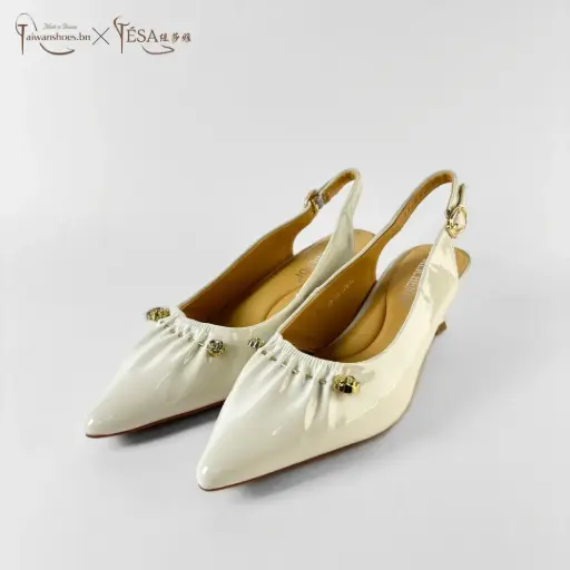 MCD011 - Gold Accent Slingback Heels