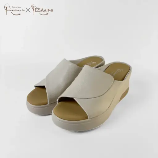 QJZ001 - Platform Wedge Mules