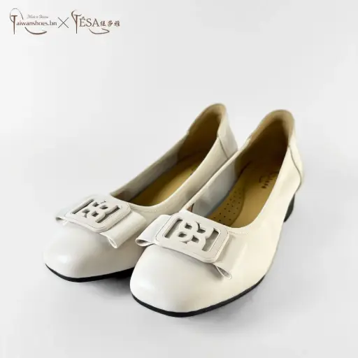 QJZ006 - Bow Accent Cowhide Low Heels